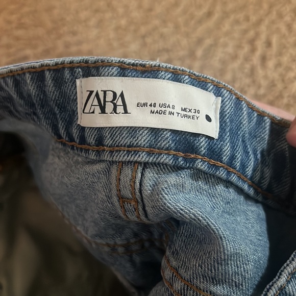 Zara Blue Denim Shorts - Picture 3 of 3